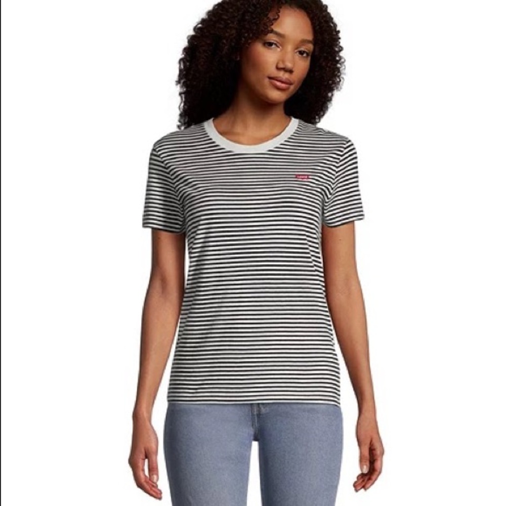 Levi’s perfect crew Aya Tee Black and White Stripes NEW without tags